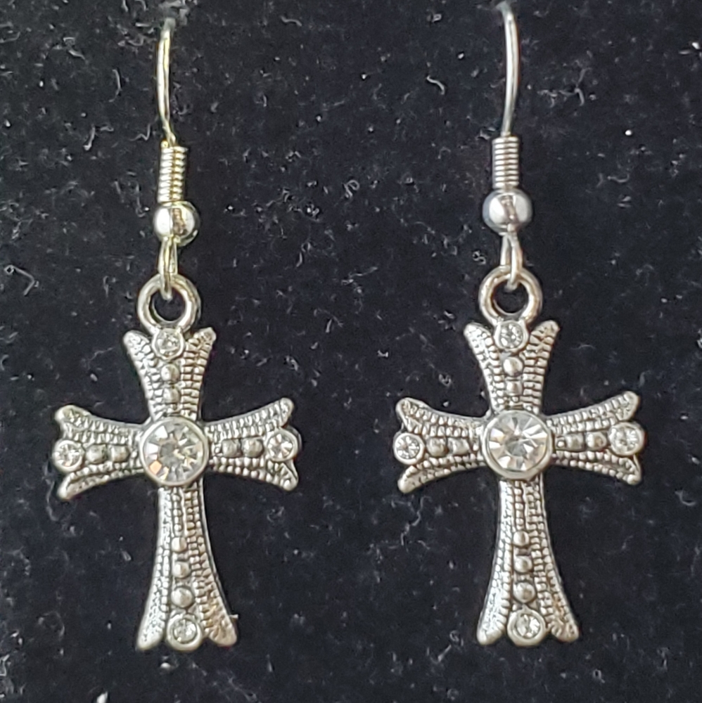 Earrings - Picture 2 of 6